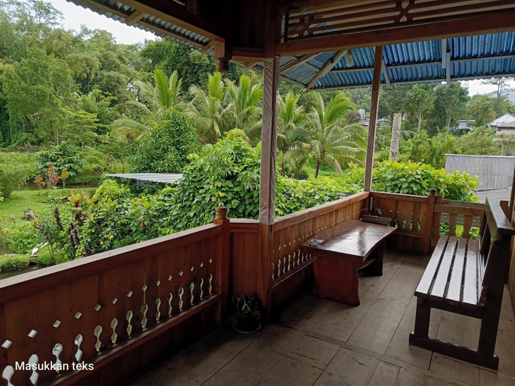 Talaga Tomohon Home Stay And Fishing Pond Esterno foto